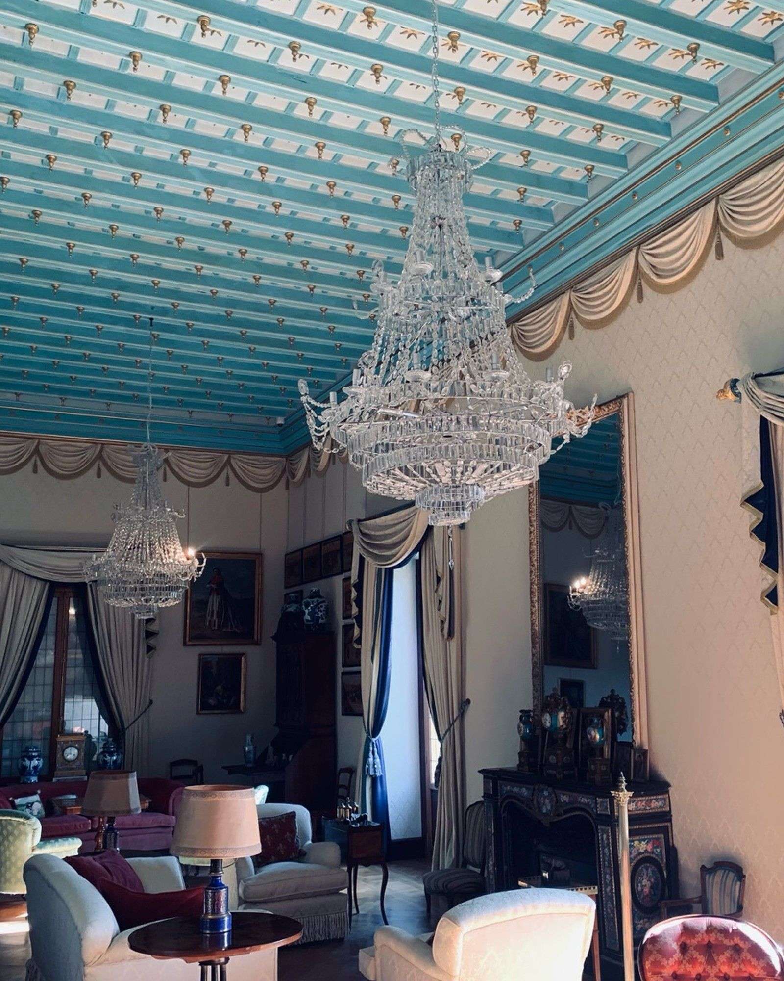 Pareja de cestas Imperio línea granja ya colocadas en Casa de Pilatos