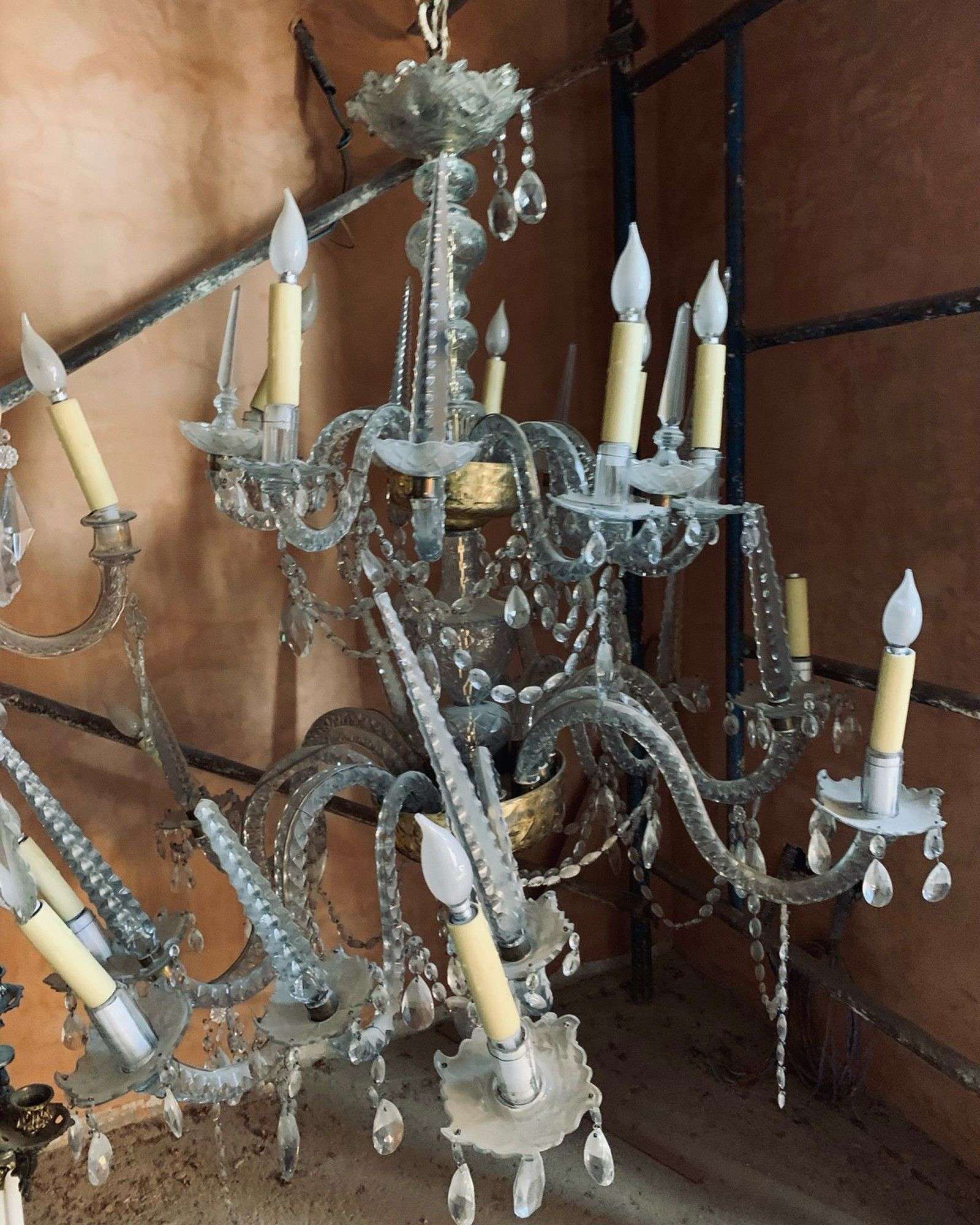 Lámpara línea granja de dos cuerpos antes de la restauración